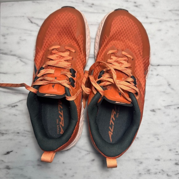 Women’s size 8 Altra Outroad Orange Athletic Running Shoes - Picture 6 of 10